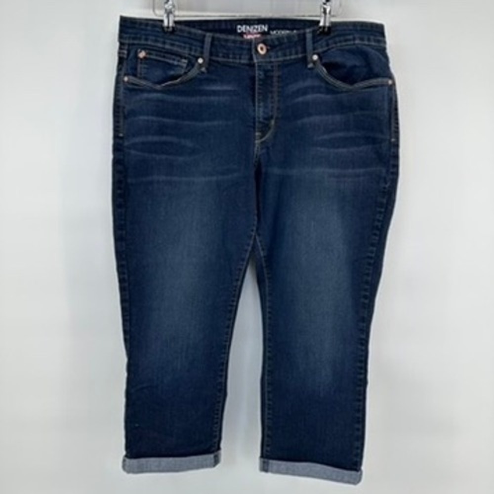 DENIZEN Levis Modern Crop Caori Jeans Dark Wash Cuffed Women's Size 16 W33 - Picture 2 of 8